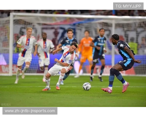 法甲球员状态变化跟踪：连续爆发与持续低迷谁更多？